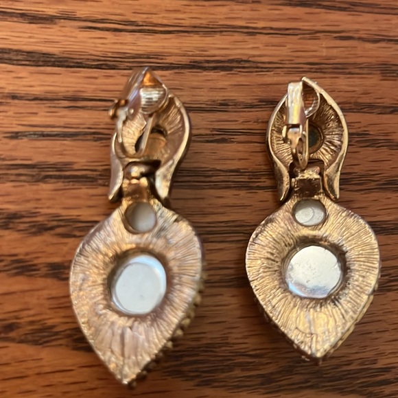 Unique Vintage Earrings - Picture 4 of 9